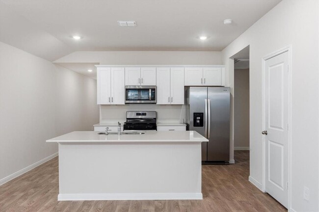 Building Photo - 108 Raymondville Path