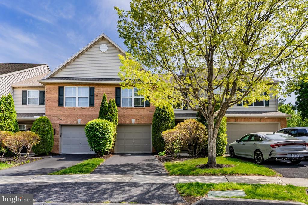 Foto principal - 1112 Cross Creek Dr