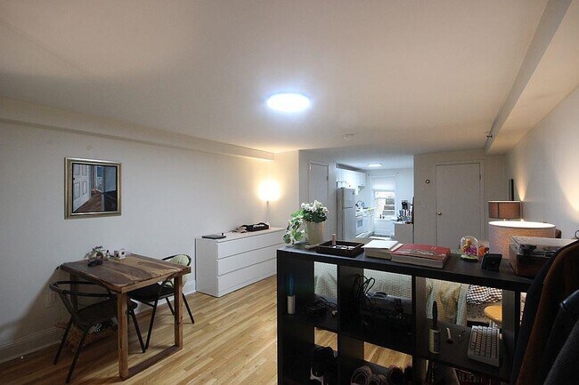 Foto del edificio - 317-319-319 Bloomfield St