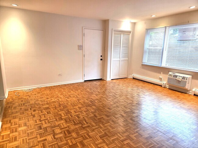 Foto del edificio - 6921 N Ashland Ave