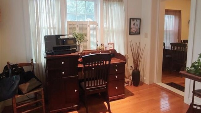 Office - 89 Standart Ave