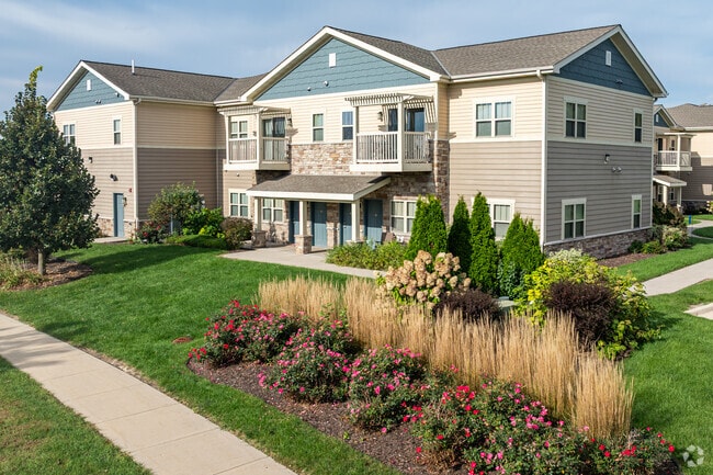 Primary Photo - Clearwater Apartments