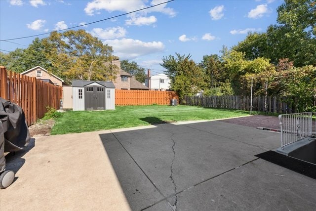 Building Photo - 3836 W Estes Ave