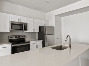 Building Photo - 5725 Martin Rd