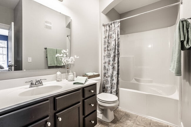 Building Photo - The Fort Apartments