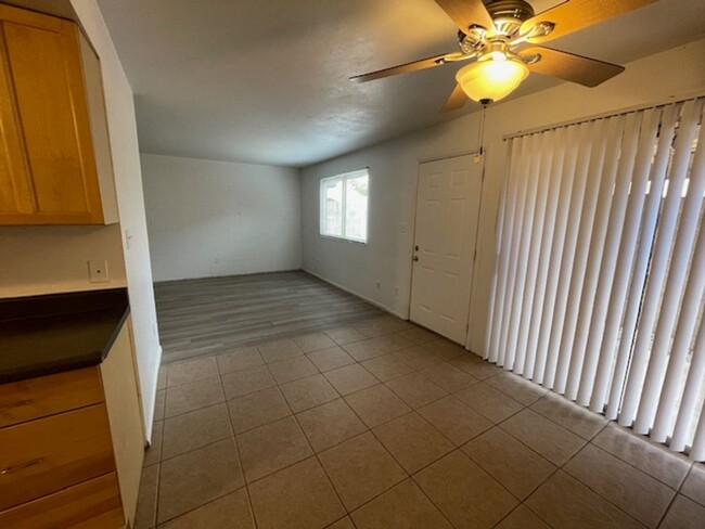 Foto del edificio - 2 bdrm 1.5 bath. South Scottsdale (McDowel...