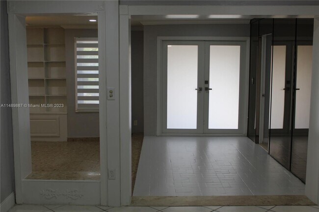 Foto del edificio - 6701 Branch St