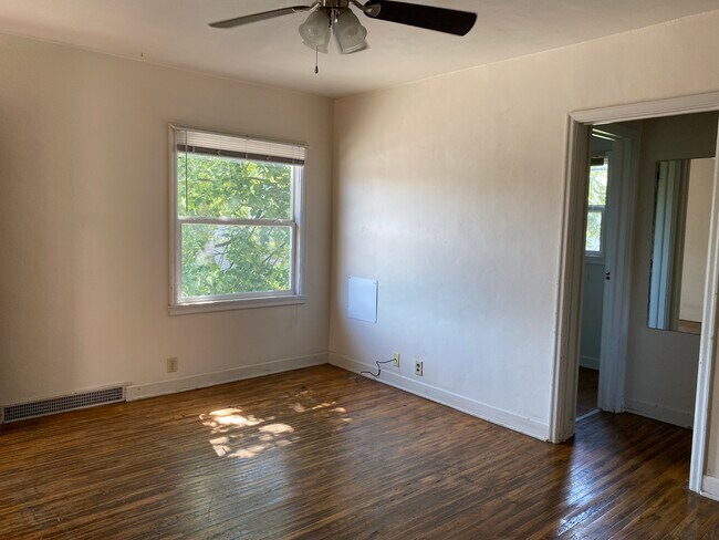 Foto del edificio - 2518 Hunt St