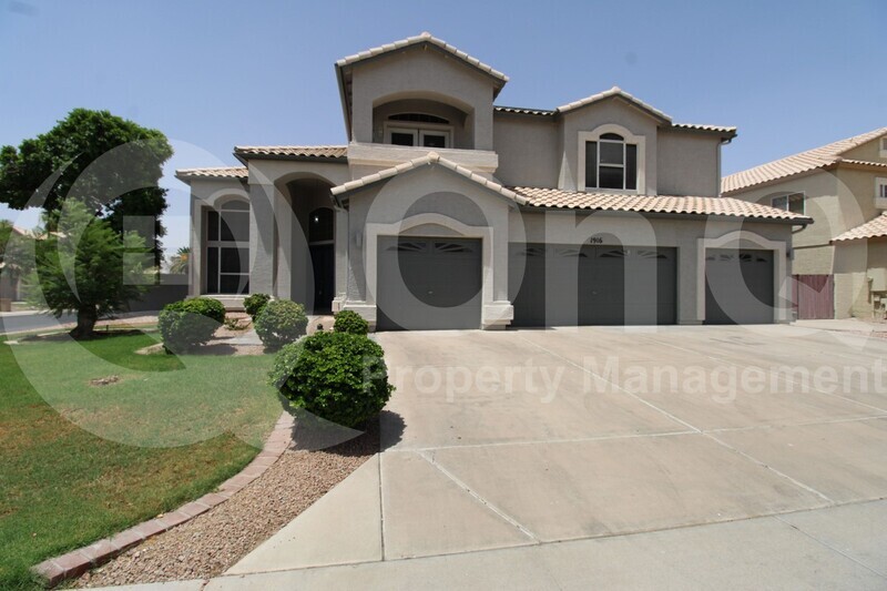 Primary Photo - 1916 West Pinon Court