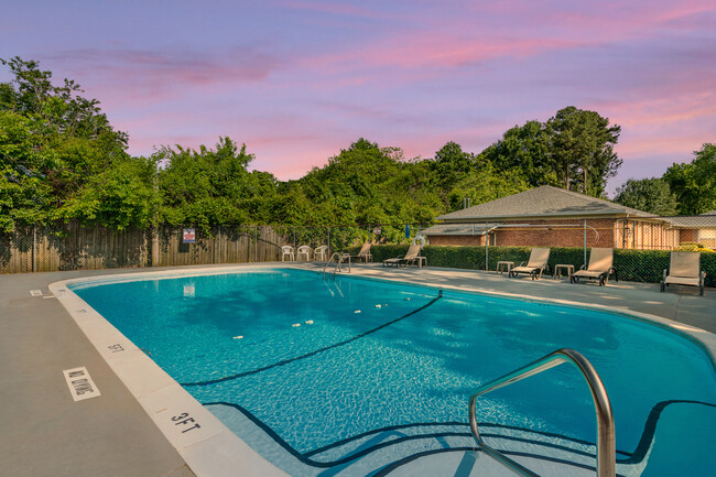 Foto del edificio - Bradford Commons Townhomes