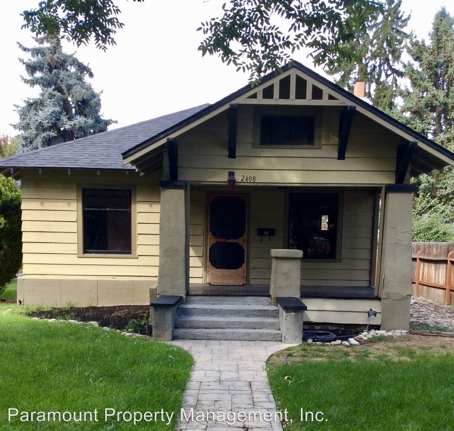 Primary Photo - 2408 W Woodlawn Ave