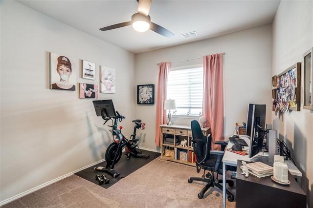 Foto del edificio - 9024 HUXLEY Dr