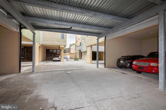 Foto del edificio - 1535 N Philip St