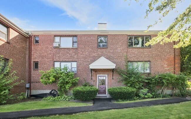 Foto del edificio - 85 Norwood Ave