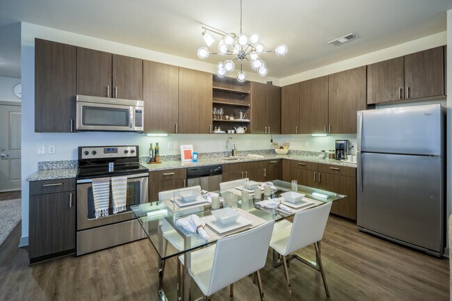 Artisan Twickenham Square Apartments Huntsville Al Apartments Com