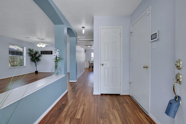 Foto del edificio - 3739 Apple Hollow Ln