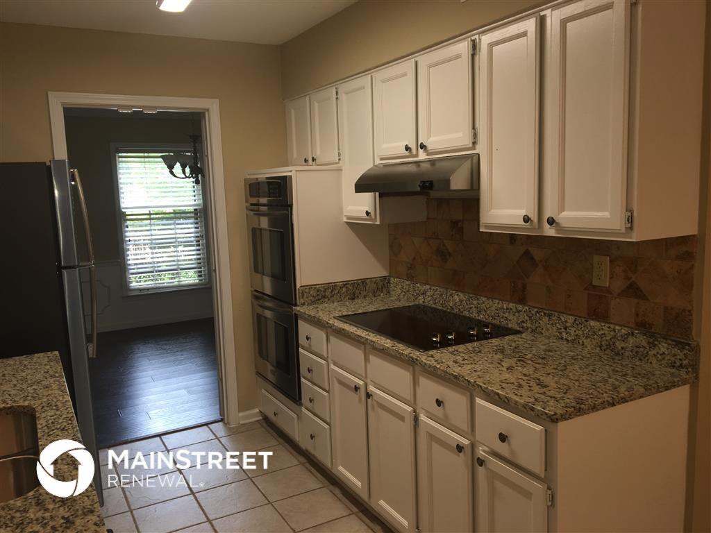 Building Photo - 7961 Elm Leaf Dr