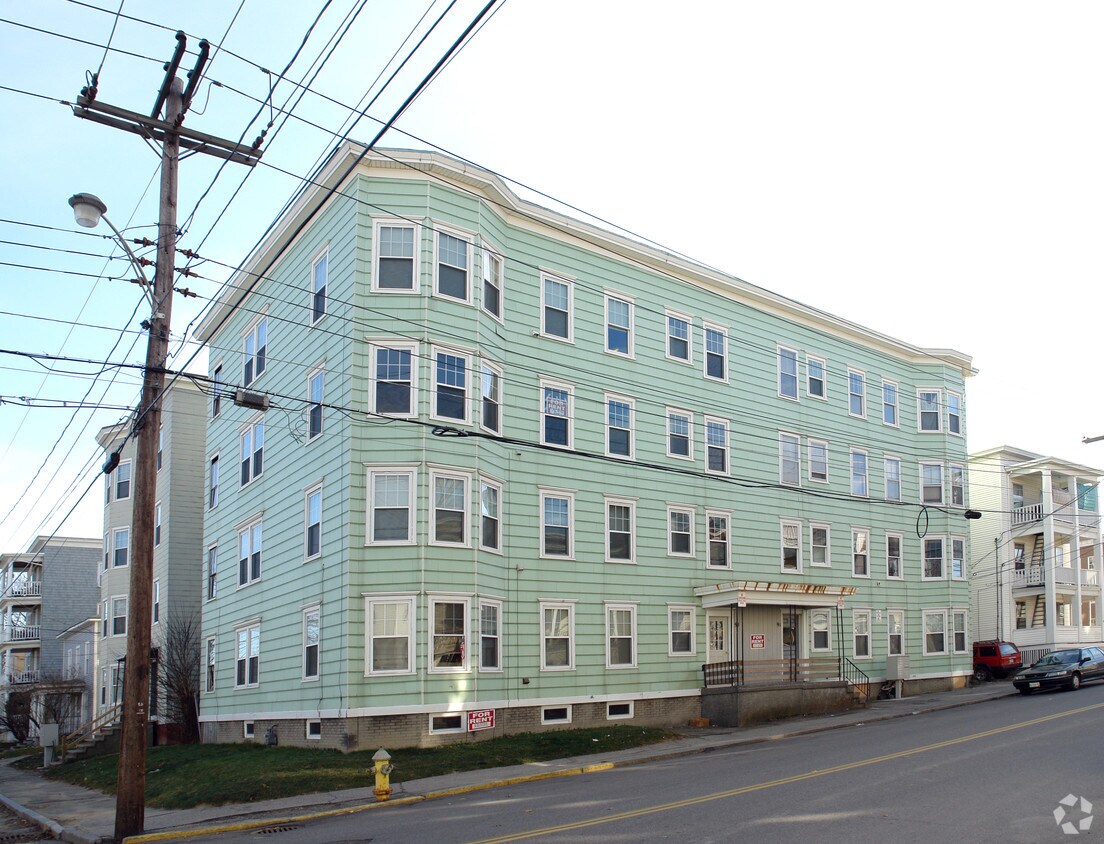 Building Photo - 91-93 Walnut St