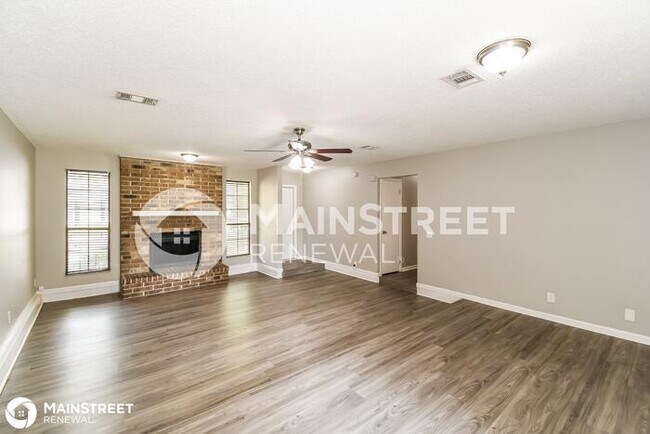 Building Photo - 6037 Blank Dr, Jacksonville, FL 32244