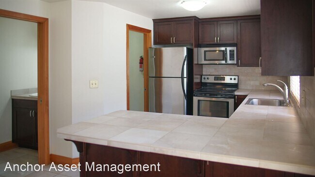 Foto del edificio - 4846 40th Ave SW