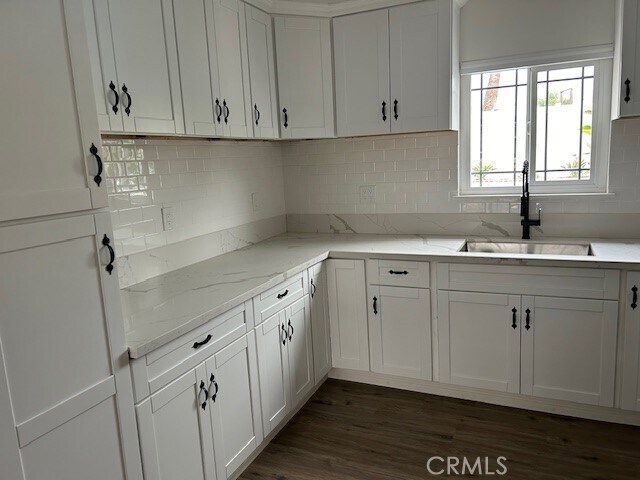 Foto del edificio - 2959 E Greenhedge Ave