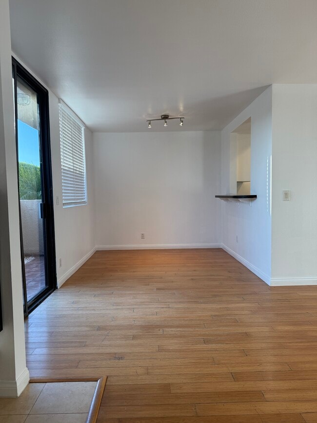Building Photo - 7826 Topanga Canyon Blvd