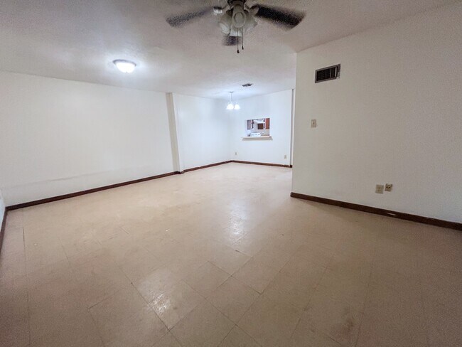 Foto del edificio - 2830 Louisiana Ave