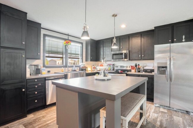 Foto del edificio - 3824 Wayside Rd