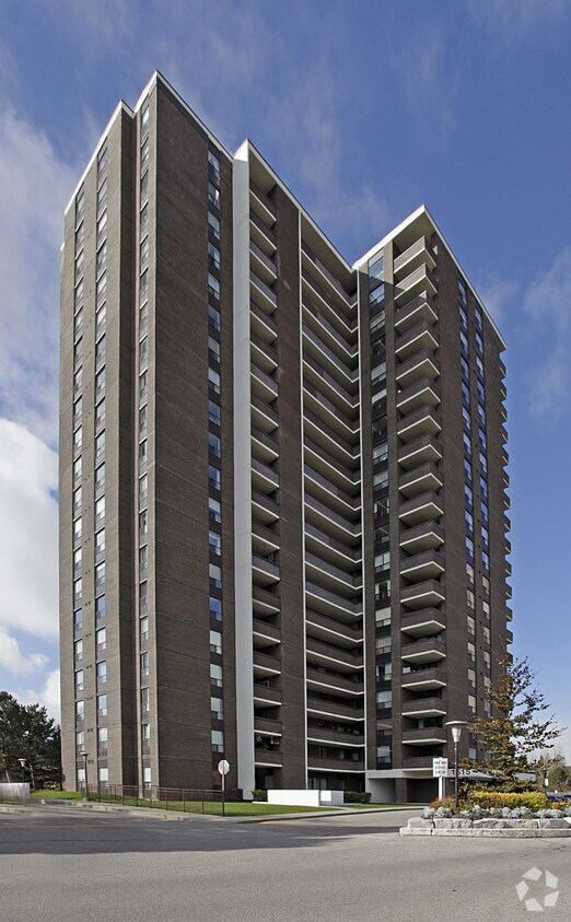 1515 Lakeshore Rd E, Mississauga, ON L5E 3E3 Apartments 1515