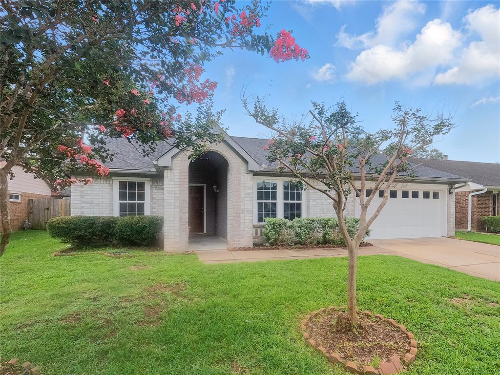 Foto principal - 19311 Wildoats Dr