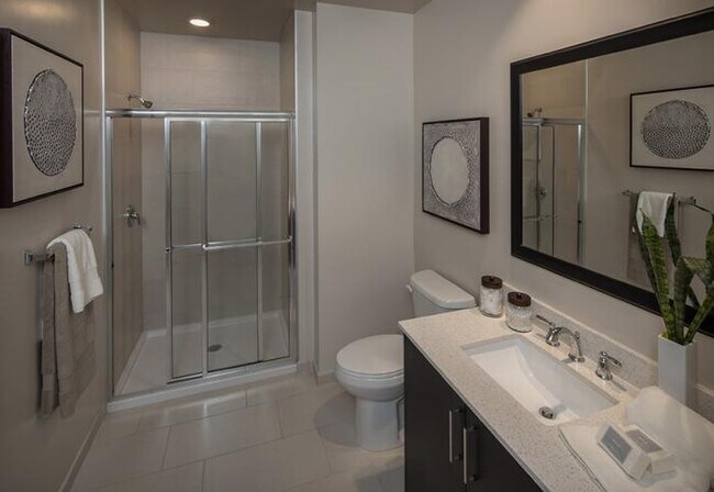 Building Photo - 2 bedroom in Miami FL 33130