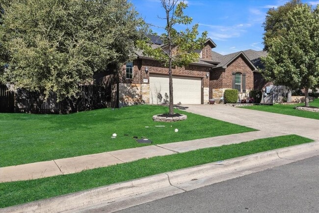 Building Photo - 4421 Trinity Woods St