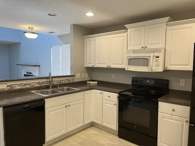 Foto del edificio - 5345 Bayou Dr