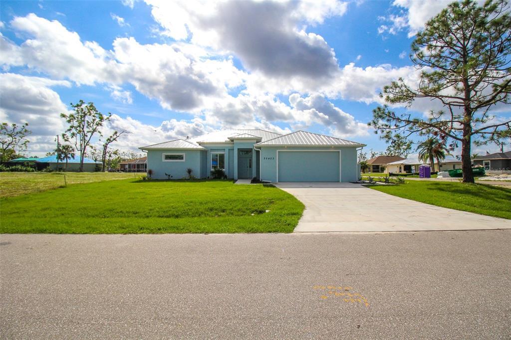 Primary Photo - 25453 Avillas Ct