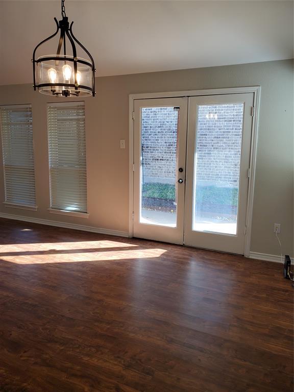 Building Photo - 2102 Cologne Dr