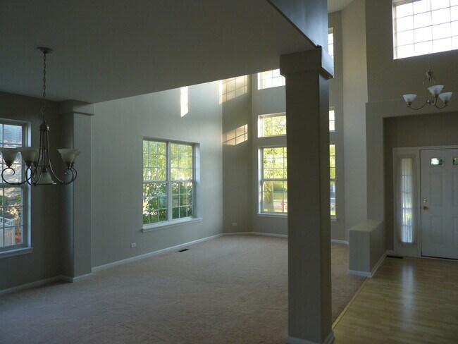 Foto del edificio - 452 Amherst St