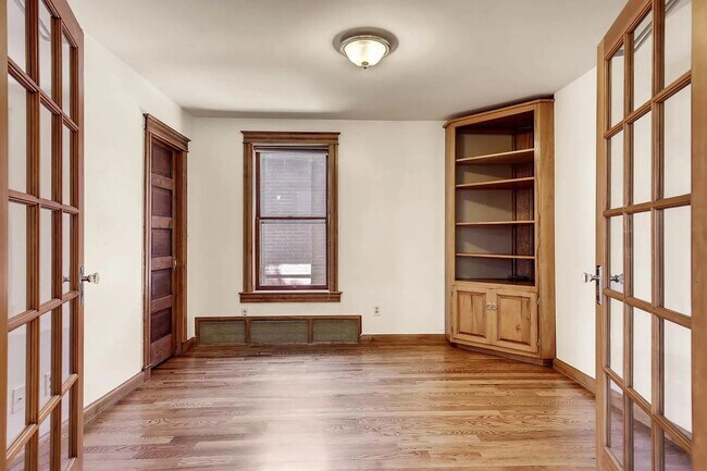 Foto del edificio - 1294 S Lincoln St