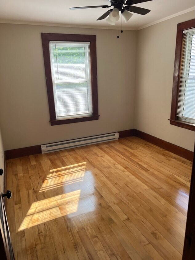 8 Harding St Unit A, South Grafton, MA 01560 Apartments in South