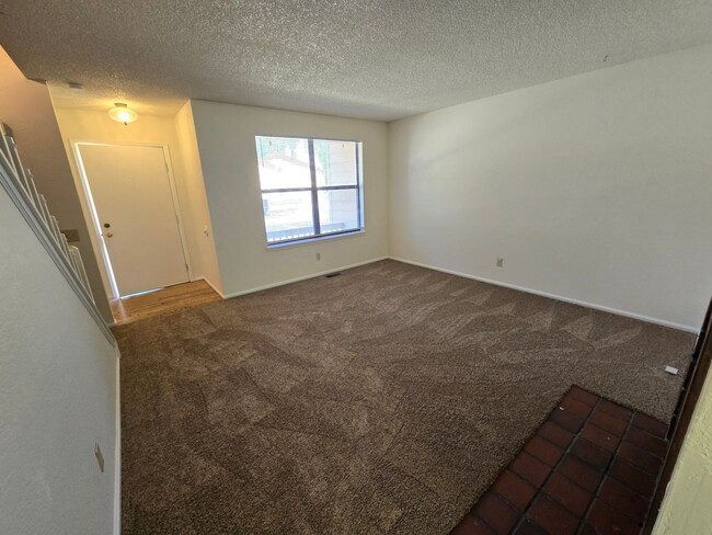 Building Photo - 2 Bedroom Condo in Northglenn