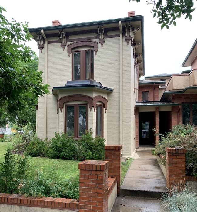 Building Photo - Italian Renaissance Multi-Story, Heritage ...