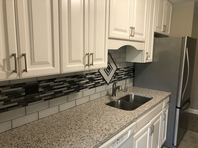 Foto del edificio - 425 Walnut Creek Rd