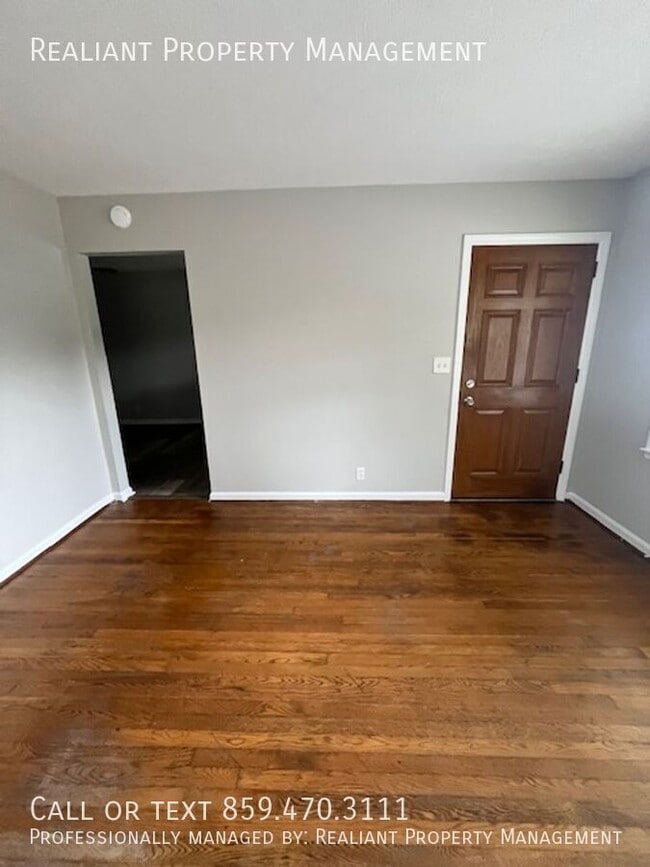 Building Photo - 2160 Winterberry Dr
