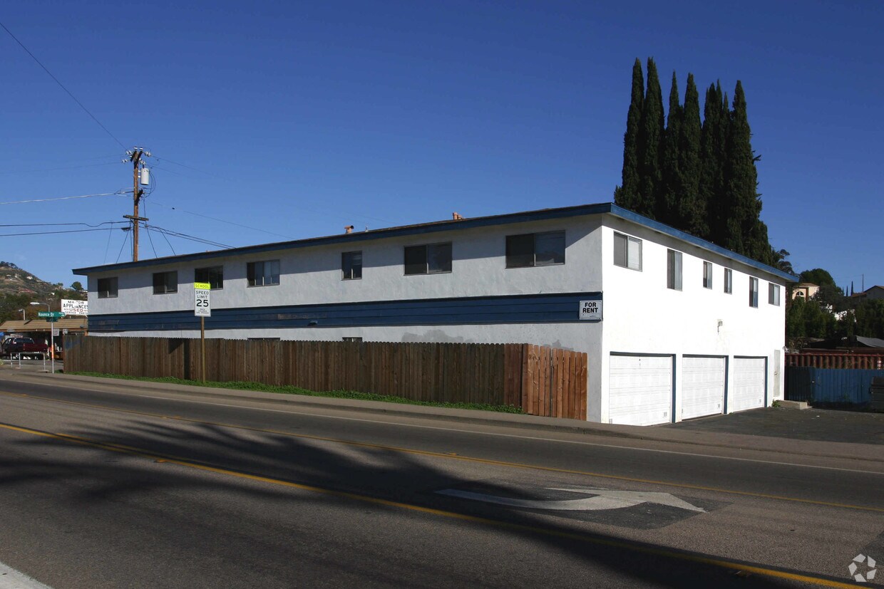 Building Photo - 9001 Koonce Dr