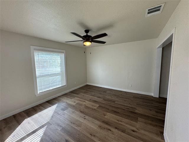 Foto del edificio - 3124 Forest Ave