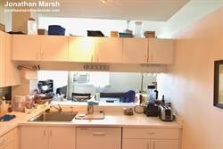 Foto del edificio - 240 Heath St