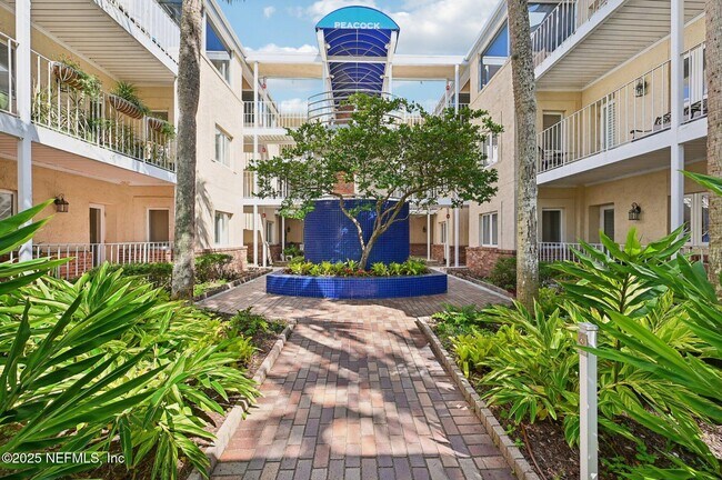 Foto del edificio - 2912 St Johns Ave