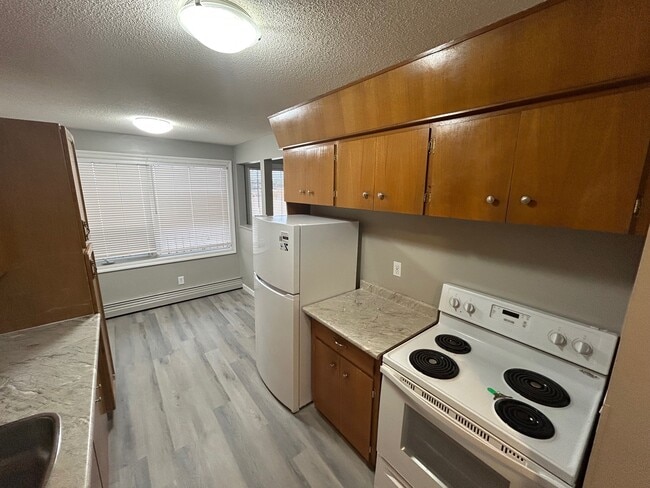 Photo du bâtiment - 443-443 Lorne St N