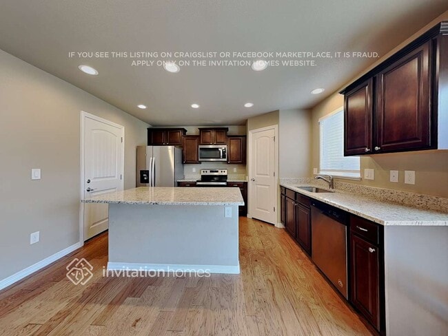 Building Photo - 10009 Castor Dr