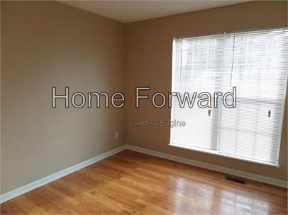Foto del edificio - 102 Dale Hollow Dr