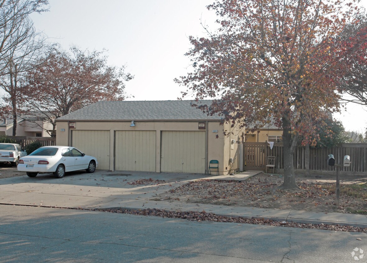Foto del edificio - 1524-1526 Giddings St